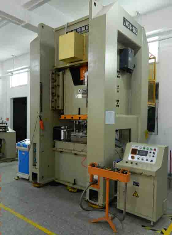 Production machines (160T)